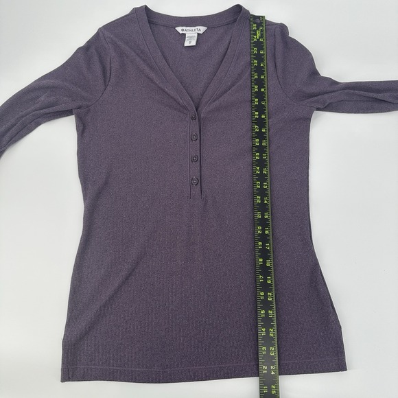 Athleta Uptempo Ribbed Henley Long Sleeve Shirt Womens Size XS Purple Top - Picture 9 of 10